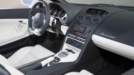 Lamborghini Gallardo LP560-4 Spyder - kokpit