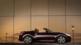 Nissan 370Z Roadster - prawy bok