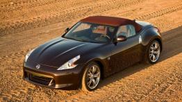 Nissan 370Z Roadster - widok z przodu