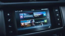 Jaguar XF - czarny charakter