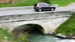 Citroen C-Crosser - prawy bok