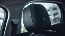 Jaguar XF - czarny charakter