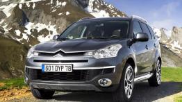 Citroen C-Crosser - przód - reflektory wyłączone