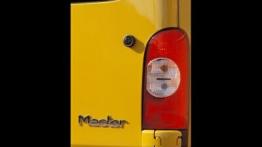 Renault Master - prawy tylny reflektor - wyłączony