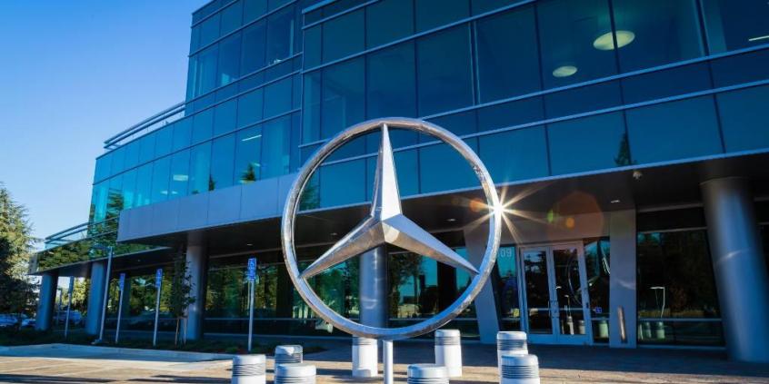 Co Polska obieca za inwestycję Daimlera?