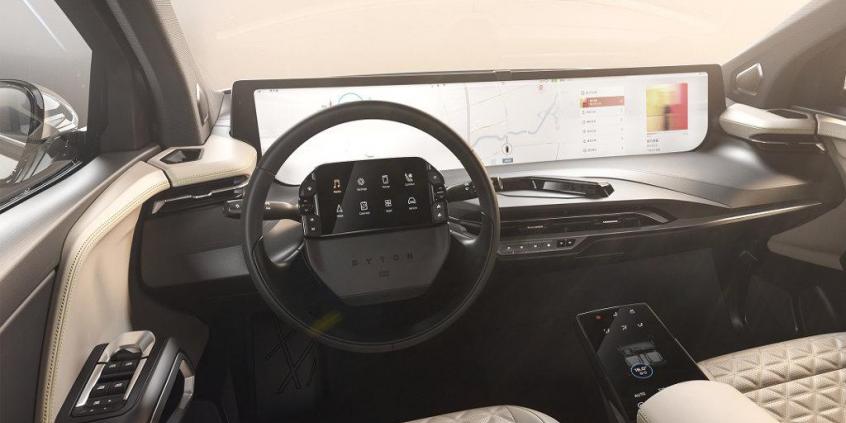 Odjazdowe wnętrze chińskiego crossovera