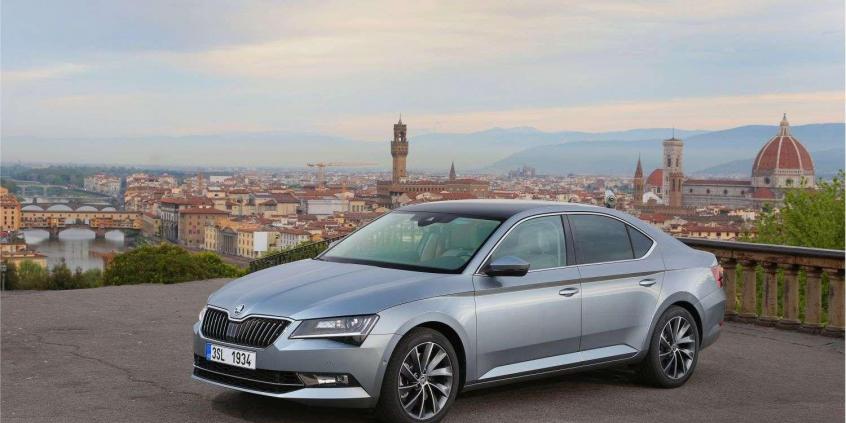 Nowy wymiar designu: nieziemski styl SKODY Superb