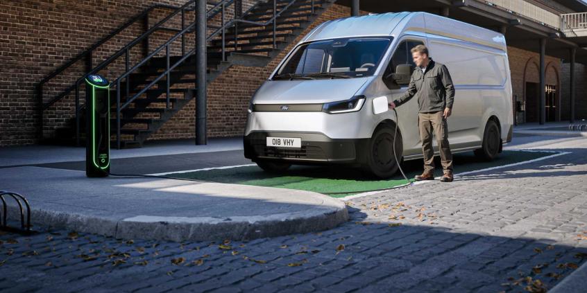 Ford Transit City wjeżdża do Polski. Ma 254 km zasięgu i 56 kWh baterii
