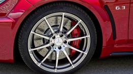 Mercedes C63 AMG Coupe Black Series - koło