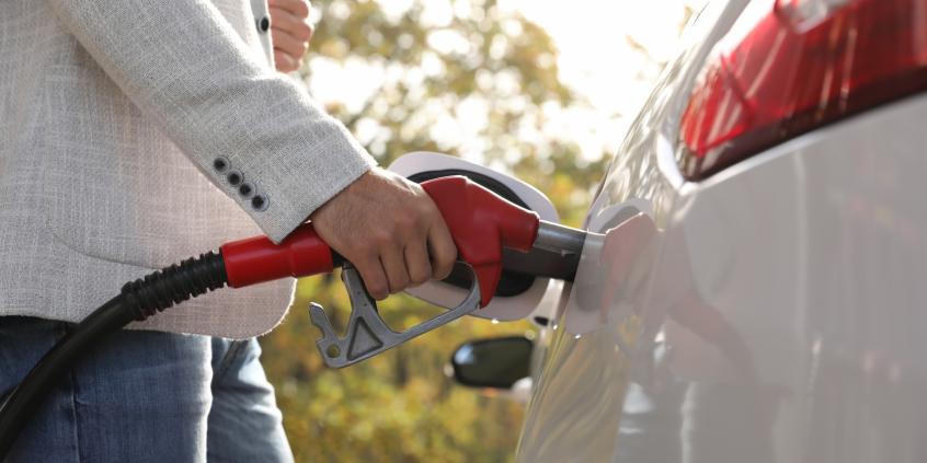 Ceny paliw w dół od 25 maja. Kierowcy zapłacą mniej za benzynę i diesel