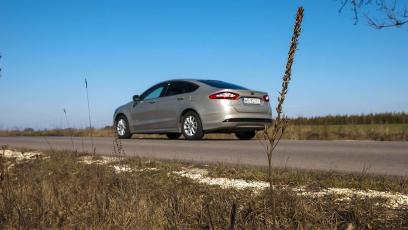 Ford Mondeo Hybrid – klasycznie nowoczesny