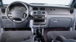 Hyundai Trajet - pełny panel przedni