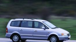 Hyundai Trajet - prawy bok