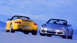 Porsche 911 Carrera Cabriolet - widok z przodu