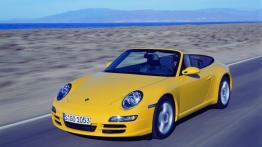 Porsche 911 Carrera Cabriolet - widok z przodu