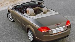 Ford Focus Coupe Cabriolet - widok z tyłu