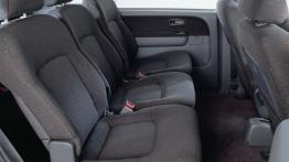 Hyundai Trajet - tylna kanapa