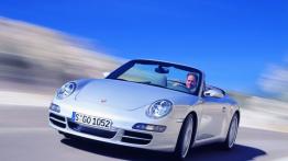 Porsche 911 Carrera Cabriolet - widok z przodu