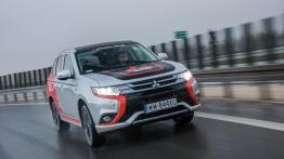 100 000 Mitsubishi Outlanderów PHEV!