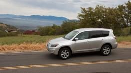 Toyota RAV4 EV - lewy bok