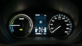 Mitsubishi Outlander III PHEV - komputer pokładowy