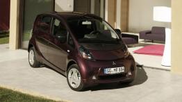 Mitsubishi I-MiEV - widok z przodu