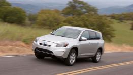 Toyota RAV4 EV - widok z przodu