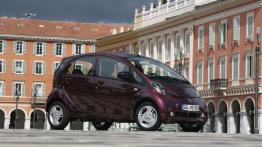 Mitsubishi I-MiEV - prawy bok