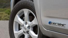 Toyota RAV4 EV - koło