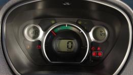 Mitsubishi I-MiEV - deska rozdzielcza