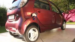 Mitsubishi I-MiEV - widok z tyłu