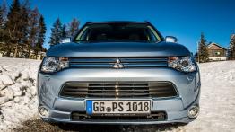 Mitsubishi Outlander III PHEV - widok z przodu
