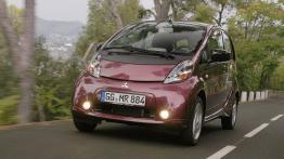 Mitsubishi I-MiEV - widok z przodu