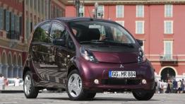 Mitsubishi I-MiEV - widok z przodu