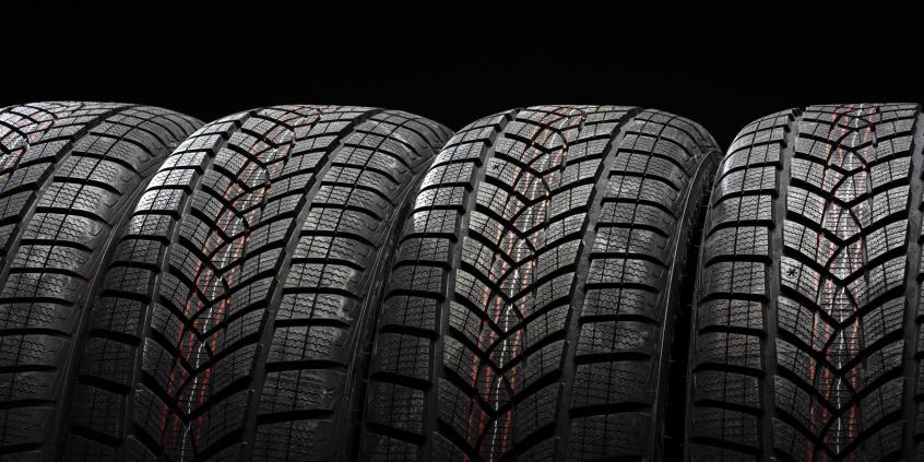 Opony wielosezonowe 2025/2026. Ranking testów Tyre Reviews