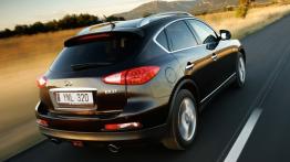 Infiniti EX - widok z tyłu