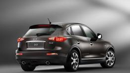 Infiniti EX - widok z tyłu