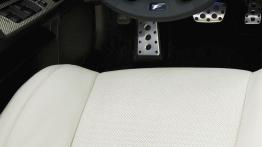 Lexus IS F - pedały