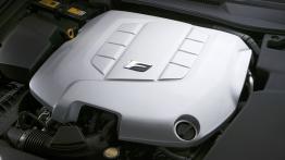 Lexus IS F - maska otwarta