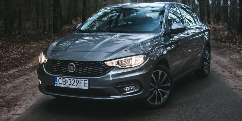 Fiat Tipo Sedan kontra Fiat Tipo Station Wagon – bratobójczy pojedynek