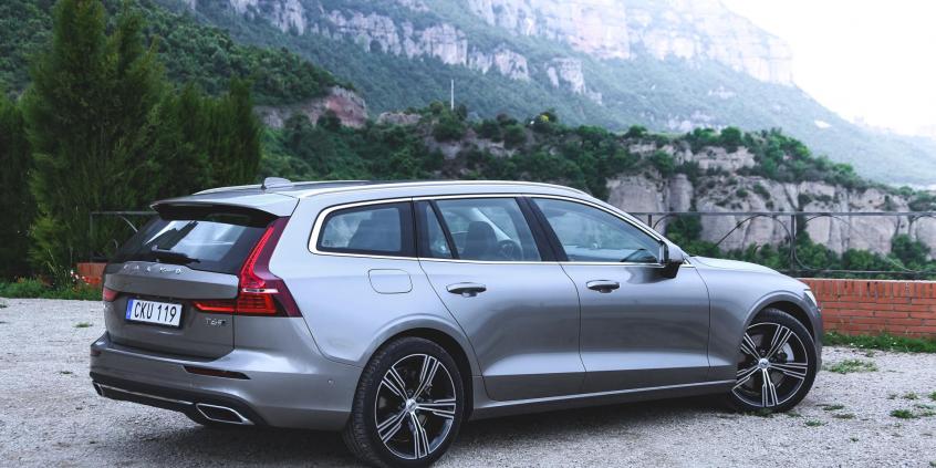 Volvo V60 – prawdziwe kombi powraca!
