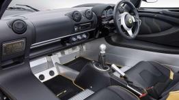 Lotus Exige LF1 - z okazji 81 sukcesów w F1