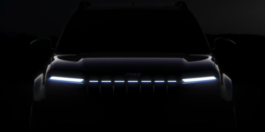 Jeep Avenger po liftingu. Zmiany i podświetlana osłona chłodnicy