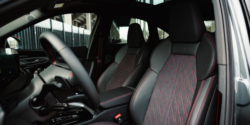 Audi Q5 Sportback e-hybrid quattro 270 kW S Tronic to rozsądna alternatywa dla SQ5. Ale czy na pewno?