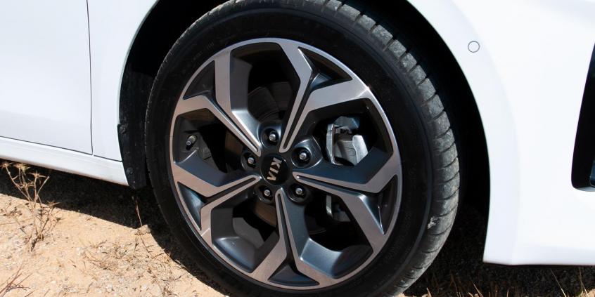 Bez apostrofu, ale lepiej – nowa KIA Ceed