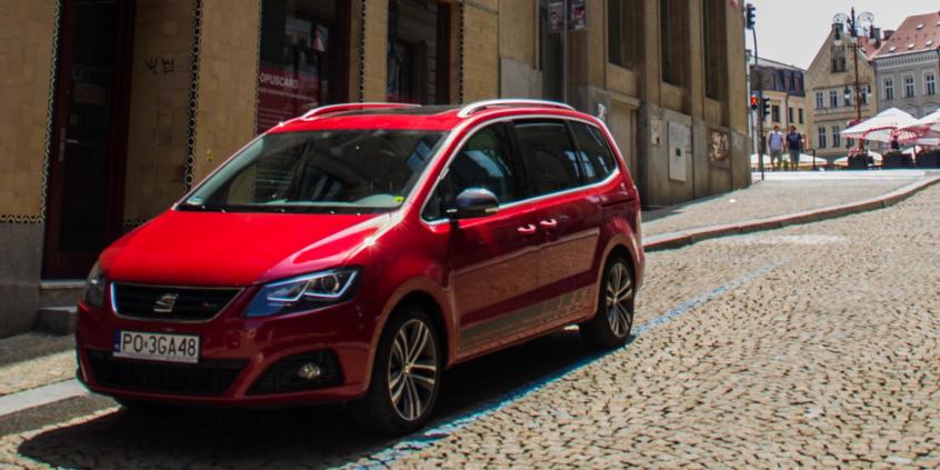 Saksonia zza kierownicy hiszpańskiego byka, czyli Seat Alhambra na wakacjach