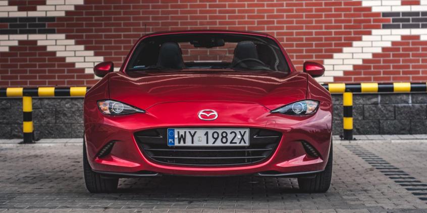 Mazda MX-5 RF – to nie jest samochód do podróżowania!