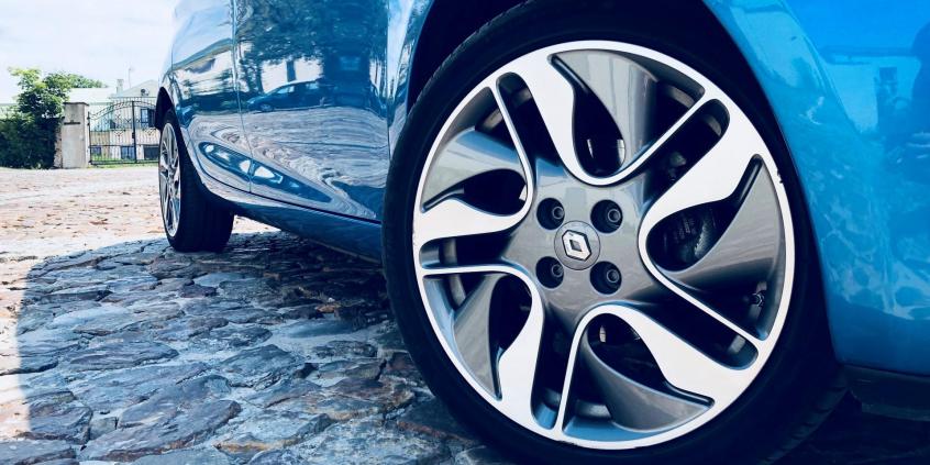 Renault ZOE – jak mały elektryk sprawdzi się w codziennym użytkowaniu?