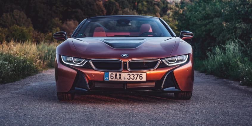 BMW i8 Roadster – idealny samochód dla właściciela startupu?
