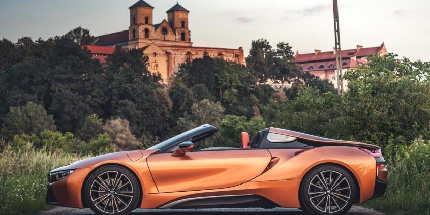 BMW i8 Roadster – idealny samochód dla właściciela startupu?